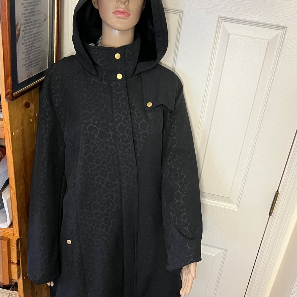 Jaclyn Smith Black Hooded Ski Jacket